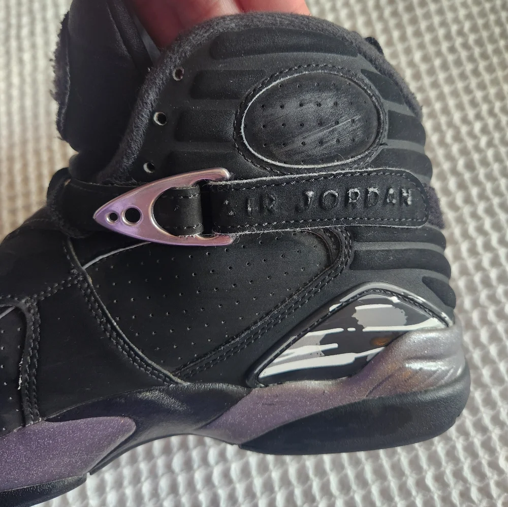 Jordan 8 Retro Chrome - Picture 6 of 10